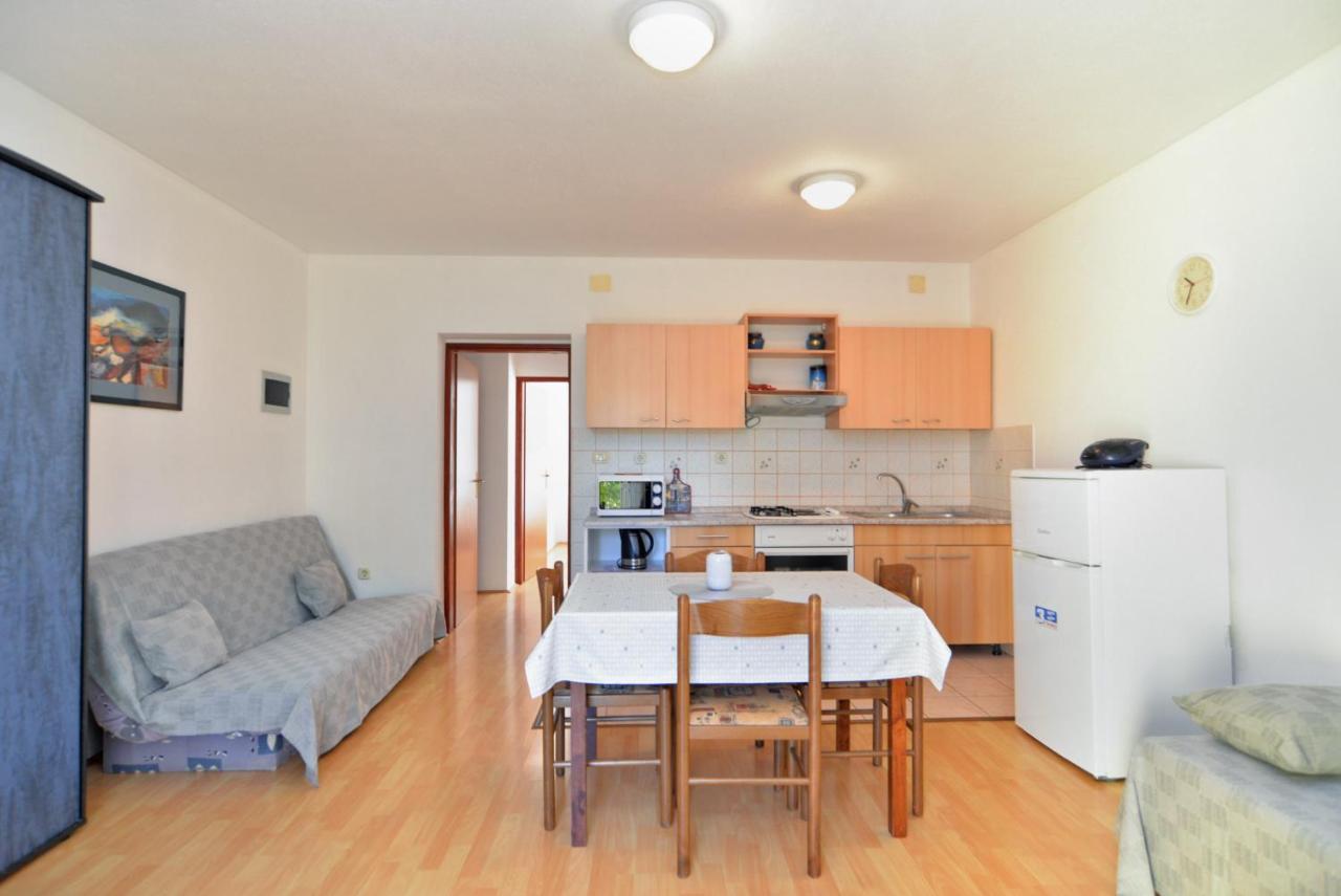 Apartment Jadranko 1761 Peroj Exteriér fotografie
